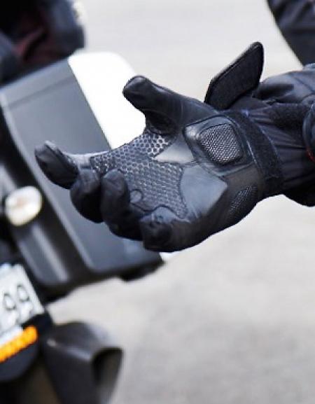 Glove