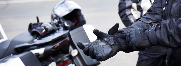 Gloves banner